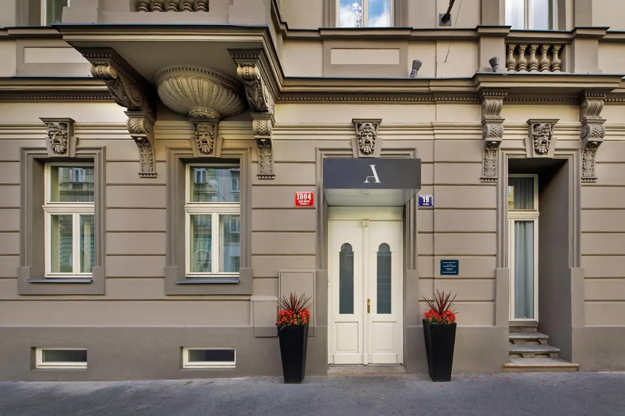 Avenue Legerova 19 Apartment Prague